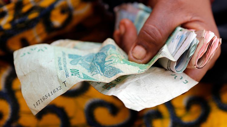 Normalerweise wird in der Zentralafrikanischen Republik mit dem CFA-Franc bezahlt, der in insgesamt sechs Ländern offizielle Währung ist.