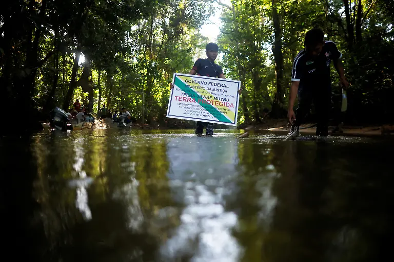 2024-08-07T130101Z-1571203838-RC2NX8A18NAP-RTRMADP-3-BRAZIL-INDIGENOUS-LAND