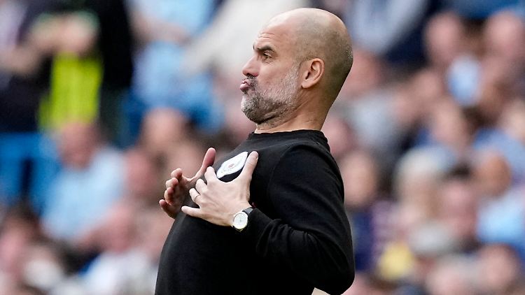 Pep Guardiola zog mit seinem Manchester City davon.