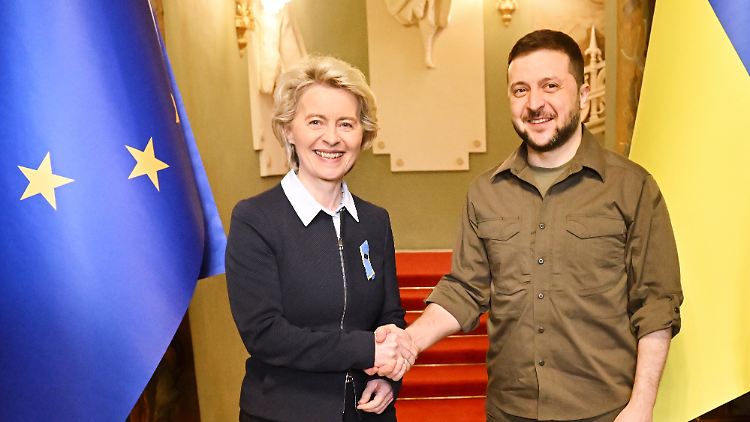 Im Juni will die EU-Kommission unter Ursula von der Leyen (l.) zum Antrag der Ukraine Stellung nehmen. 
