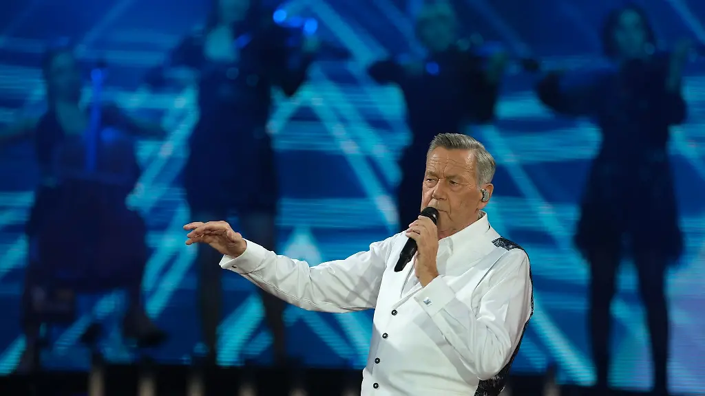 Schlagerstar-Roland-Kaiser-wird-am-Tag-der-Deutschen-Einheit-ein-Konzert-in-Schwerin-geben