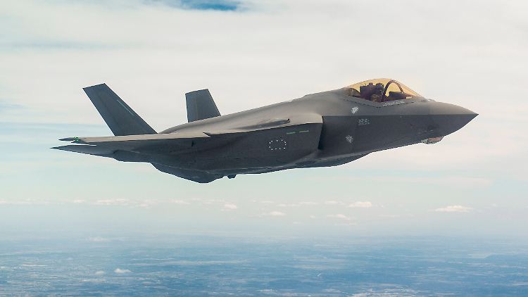 Zehn Tarnkappenjets der US-Luftwaffe vom Typ F-35 sollen verlegt werden.