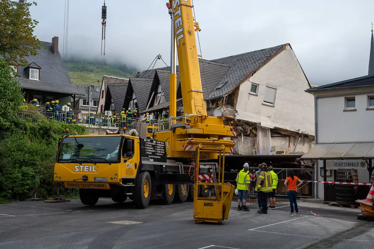 dfe1156075476d6cd543e0a5fa4c60c7