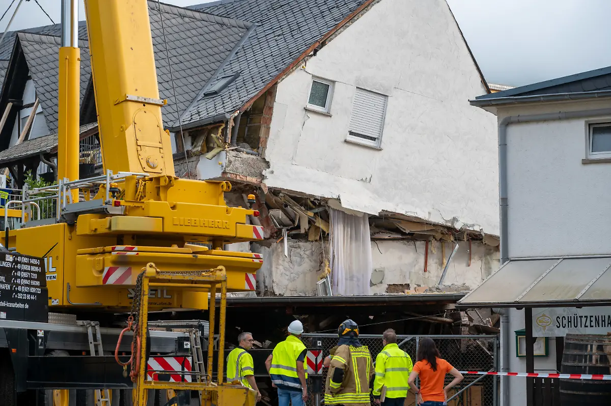 08f79eeecf1bf3c0d63efb37a7636157