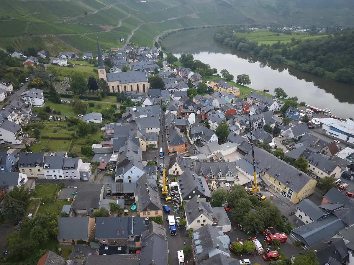 dc10137d5ad1045c8370f0c999880f9e