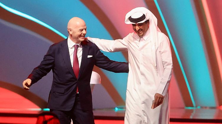 Infantino springt Katar erneut zur Seite.
