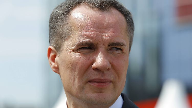 Der Gouverneur des Gebiets Belgorod, Wjatscheslaw Gladkow, vermeldete einen Angriff auf ein Dorf in seiner Oblast per Telegram.