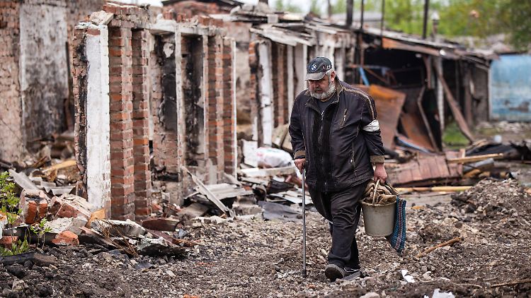 Unklar war zuletzt, ob die russischen Streitkräfte die Kleinstadt Popasna in der Ostukraine einnehmen konnten. Der Luhansker Gouverneur widersprach entsprechenden Angaben aus Moskau.