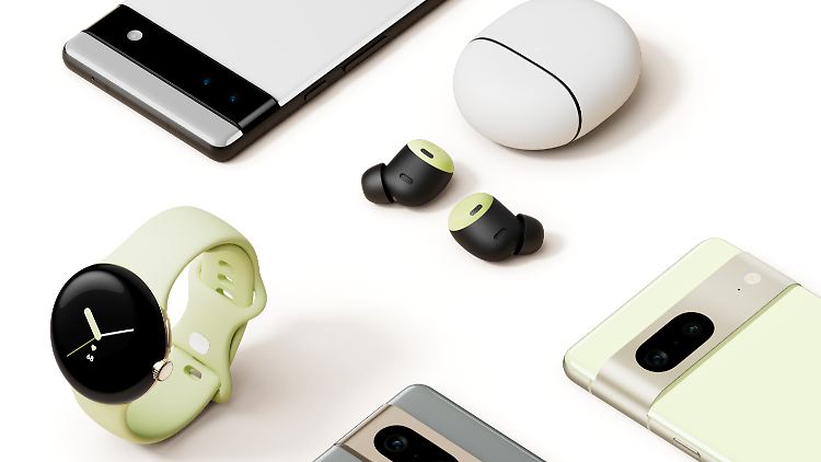Die neue Pixel-Familie: oben das Pixel 6a, rechts daneben die Pixel Buds Pro, links die Pixel Watch, unten Pixel 7 Pro und Pixel 7.