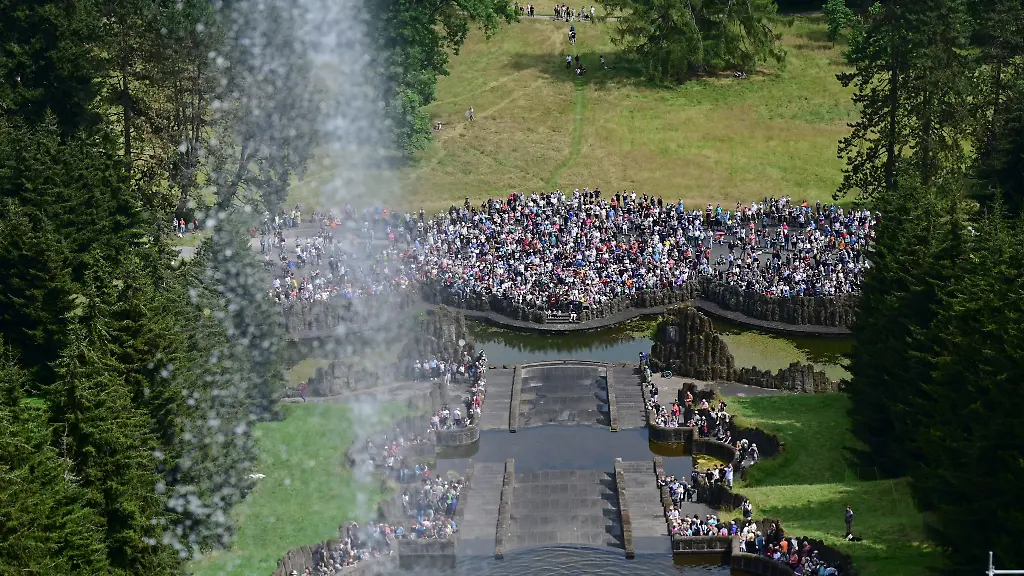 So-sehen-die-Wasserspiele-im-Bergpark-Wilhelmshoehe-normalerweise-aus-Archivbild