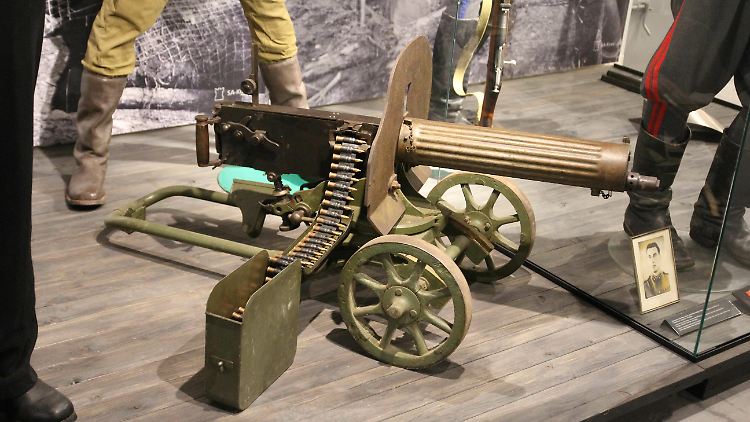 Die ersten Modelle des Maxim-Maschinengewehr waren Lizenzmodelle aus britischer und deutscher Produktion.