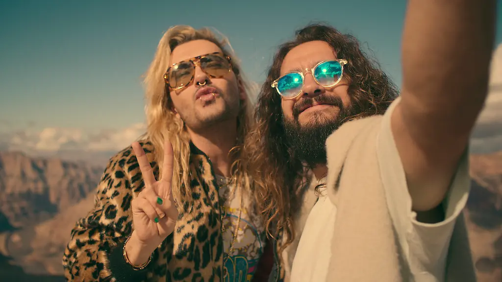 KaulitzKaulitz-FirstLook-Netflix-005