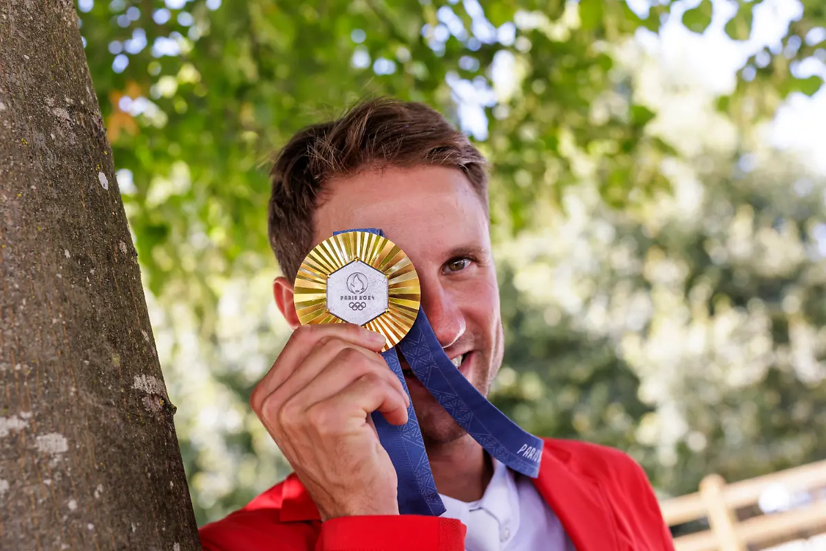 1b86008e0155ef50a1ae6469c2ce7a6c