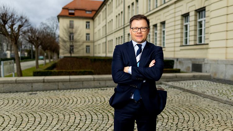 Schneider will die Startchancen ins Berufsleben etwas gerechter gestalten.