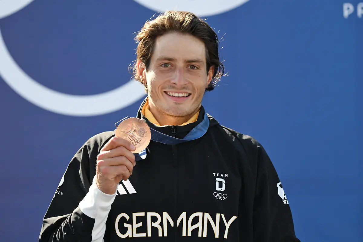 b8f667ff76118ea6bd7c99be94690874