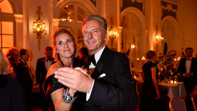 "Seit mehreren Monaten im gegenseitigen Einvernehmen getrennt": Jörg Pilawa und seine Ehefrau Irina