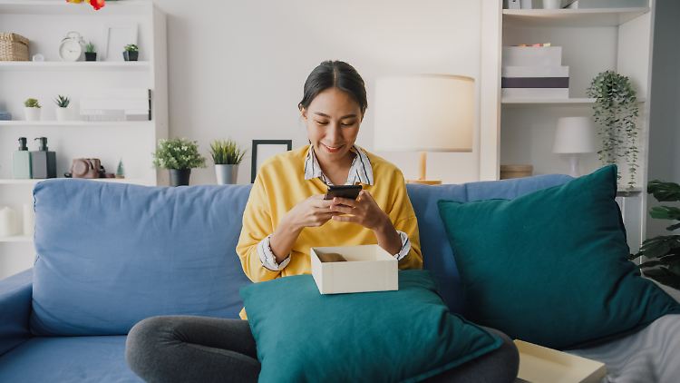 Wer sich über ein Top-Smartphone freuen will, ohne viel Geld auf einen Schlag auszugeben, schaut sich bei passenden Tarif-Deals um.
