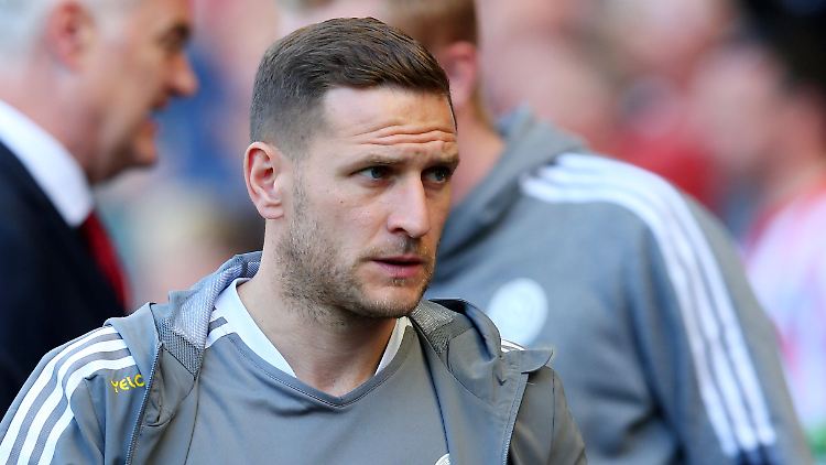 Billy Sharp wurde von einem Fan des generischen Teams angegriffen.