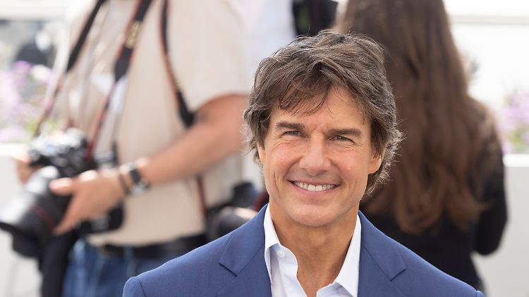Lächelt an der Côte d'Azur: Tom Cruise.