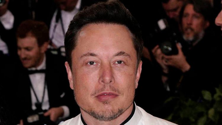 "Diese wilden Anschuldigungen sind absolut unwahr", twitterte Musk.