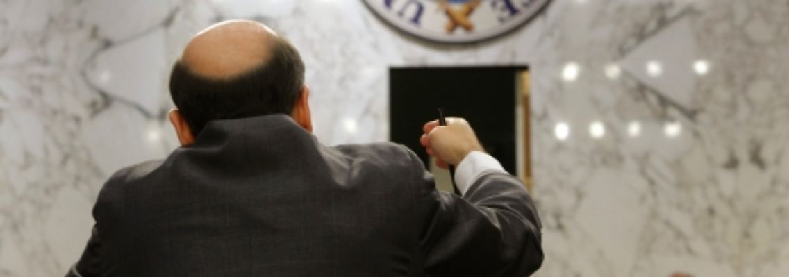 Verantwortlich für die Geldpolitik der USA - und die größten Stützungsaktionen der Geschichte: Ben Bernanke, hier bei einer Anhörung im US-Senat.