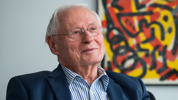 Ex-Linken-Chef Oskar Lafontaine macht die USA und die NATO für den Ukraine-Krieg mitverantwortlich. 