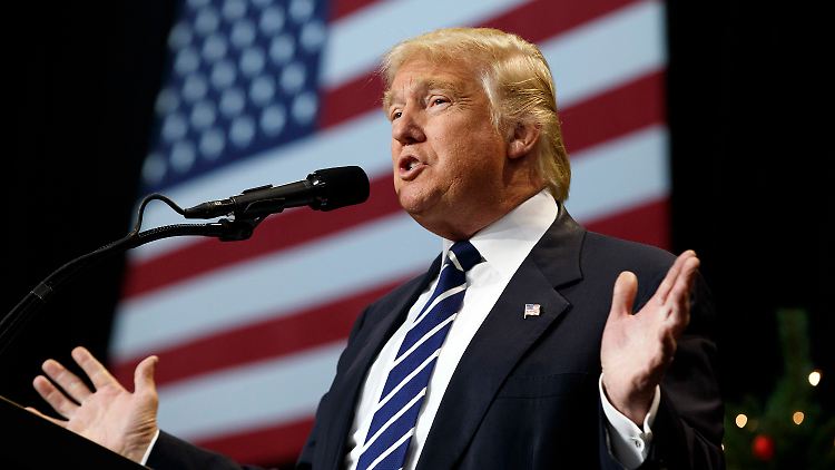 Musste sich beugen: Donald Trump.