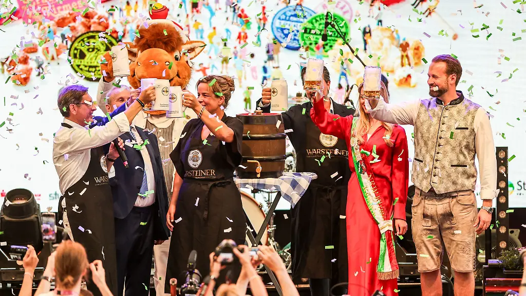 Los-geht-s-Mit-viel-Prominenz-wurde-die-540-Cranger-Kirmes-eroeffnet