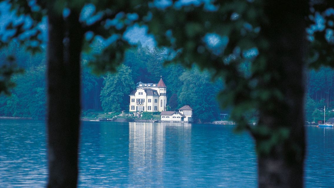 Kein Idyll mehr für den Eigentümer: Das Waldschlössel am Attersee.