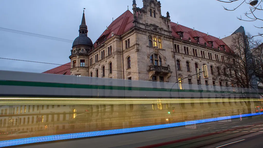 Vor-dem-Magdeburger-Landgericht-beginnt-am-Dienstag-der-Prozess-gegen-einen-18-Jaehrigen-wegen-zweifachen-Mordes