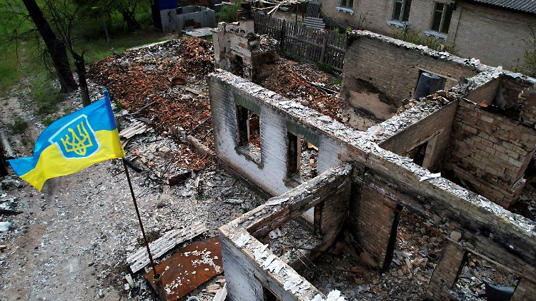 Die Verlängerung des Kriegsrechts ist für Experten ein Indikator dafür, wie lange sich die Ukraine noch auf Kämpfe einstellt.