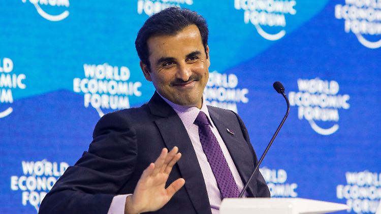 "Beruhigt euch, alles nicht so schlimm", scheint Tamim bin Hamad Al-Thani zu sagen.