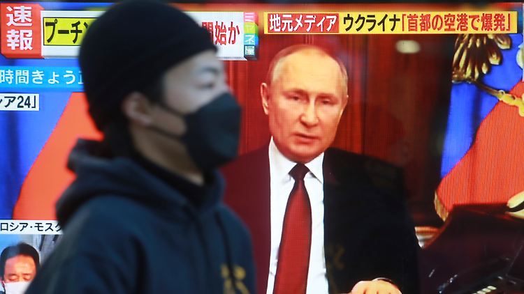 Die Sanktionen sind verpufft, behauptet der russische Präsident Putin.