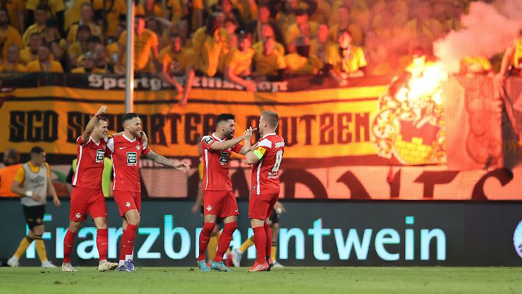 Der Treffer von Daniel Hanslik leitete Lauterns Zweitliga-Rückkehr ein.