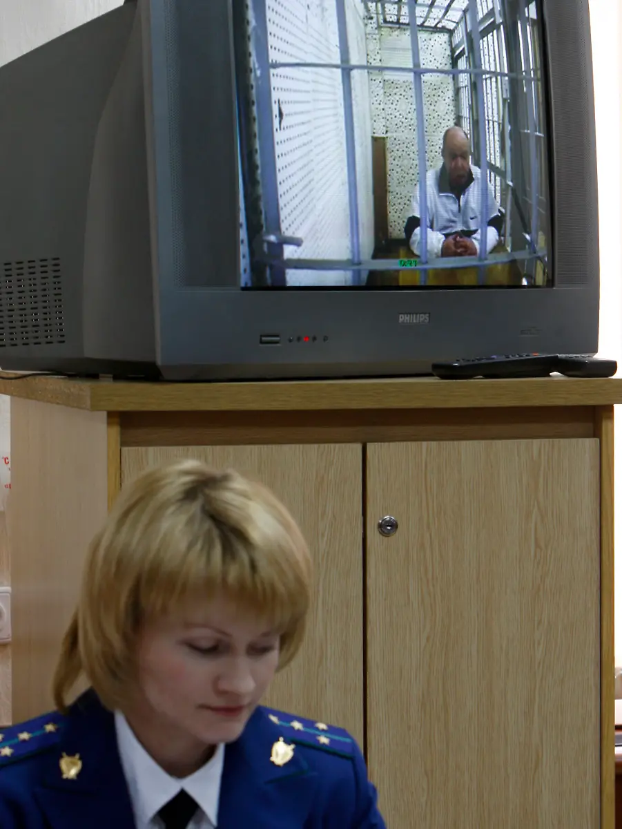 2008-02-18T120000Z-1323865672-GM1DXHGWGTAA-RTRMADP-3-RUSSIA