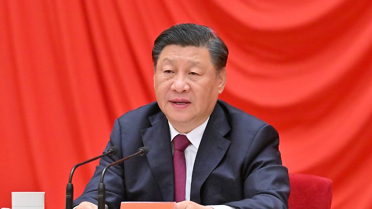 Menschenrechtler werfen der chinesischen Regierung vor, mehr als eine Million Uiguren in "Umerziehungslagern" zu internieren.