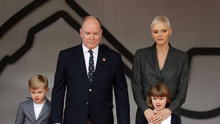 Fürst Albert und Charlène haben gemeinsam die Zwillingsgeschwister Jaques und Gabrielle.