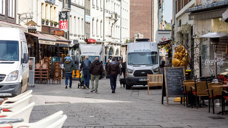 Die erhoffte positive Wirkung der Corona-Lockerungen auf die Konjunktur bleiben bisher aus.