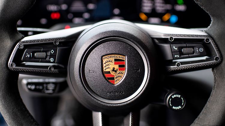 Porsche hat den Verkauf in Russland gestoppt. 