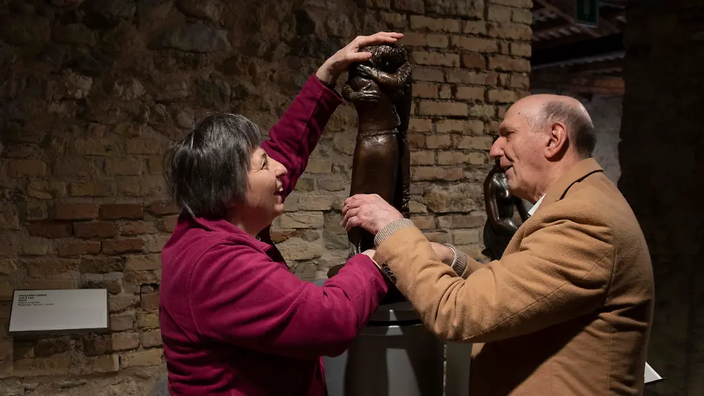 Lui-e-Lei-2015-Ku-nstler-Luciano-Vangi-Ehepar-Grassini-Museo-Omero