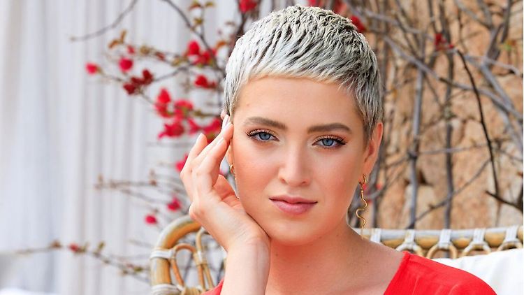 "Germanys next Topmodel 2022 ist Lou-Anne!"