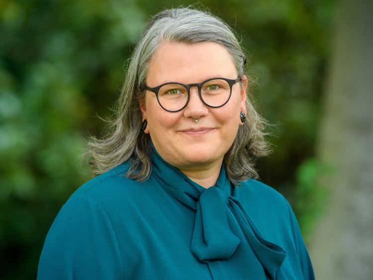 Anike Krämer hat für ihre Dissertation mit Eltern intergeschlechtlicher Kinder gesprochen und Einblicke in ihr Leben und ihre Gedanken bekommen.