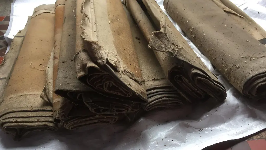 Im-Museum-Kunststaette-Bossard-in-Jesteburg-entdeckten-Dachdecker-unbekannte-Leinwaende