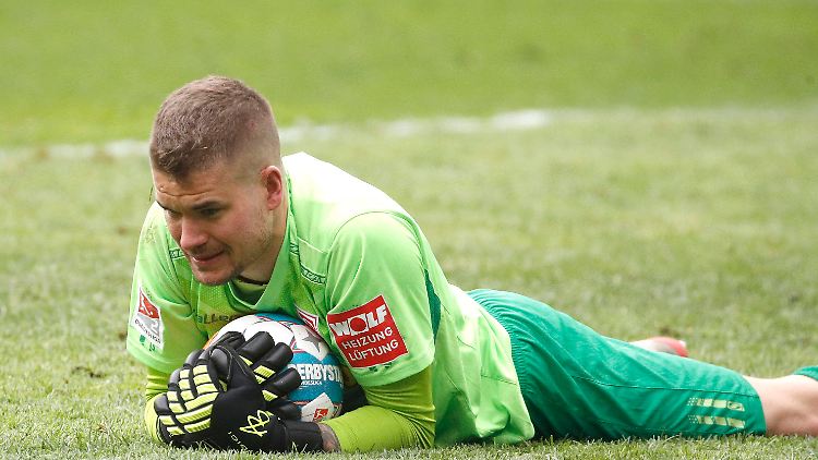 Alexander Meyer heuert beim BVB an.
