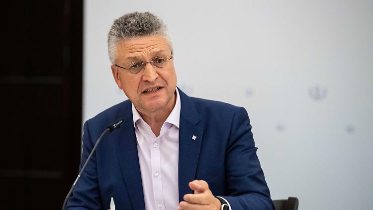 Der Präsident des Robert-Koch-Instituts Wieler geht davon aus, dass die Corona-Inzidenzen im Herbst wieder steigen werden.