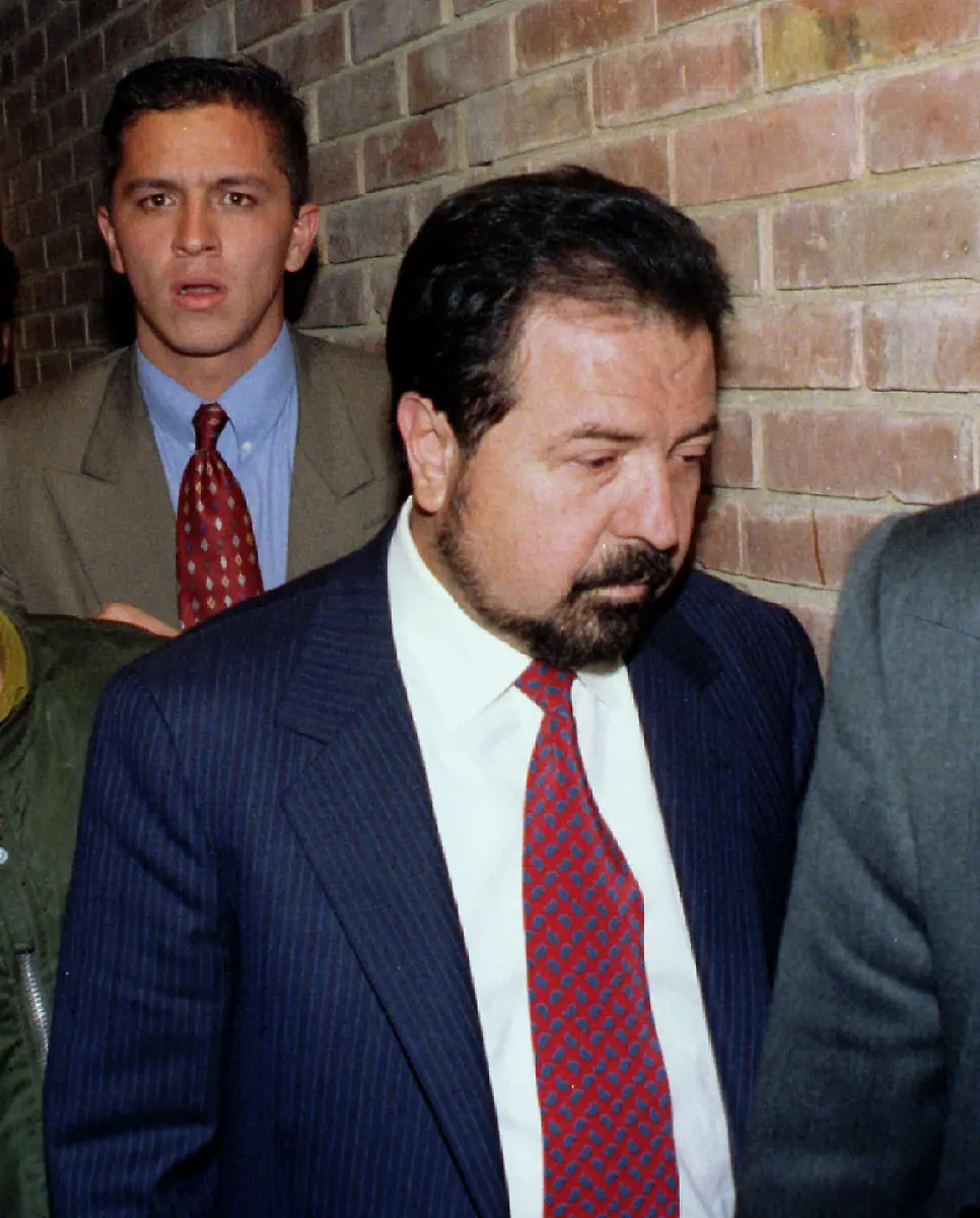 1995-06-12T120000Z-151946419-PBEAHUNBVFL-RTRMADP-3-RODRIGUEZ