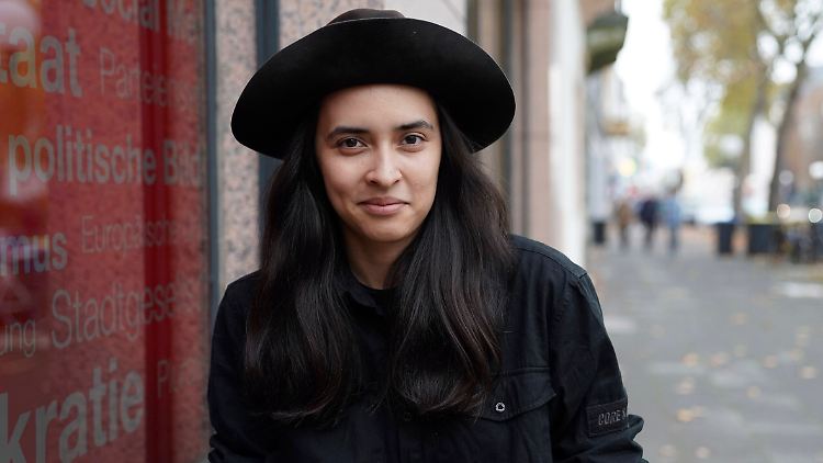 Bekannt war Diana Kinnert bislang vor allem als "Merkels cooles Mädchen" und Hoffnungsträgerin der CDU.