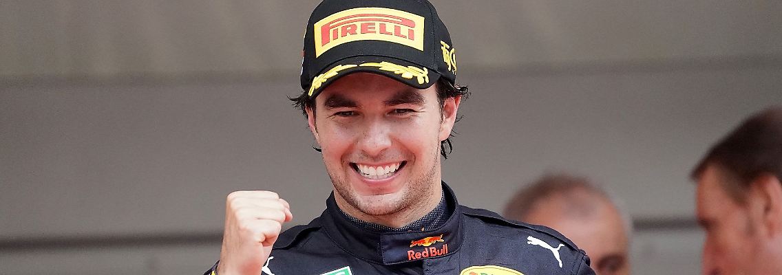 Red-Bull-Pilot Sergio Perez aus Mexiko fährt den Sieg beim Großen Preis von Monaco ein.