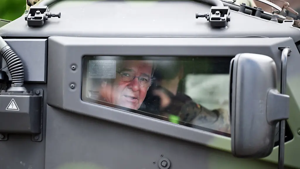 7d30124ba9070f78d30c1815d74633c1