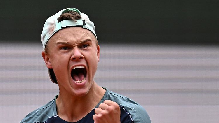 Holger Rune fertigte Stefanos Tsisipas ab.
